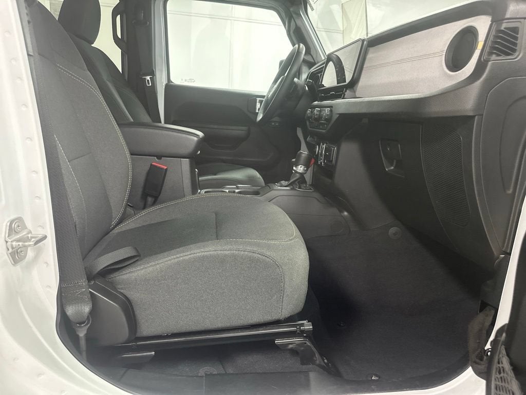 2025 Jeep Wrangler 4-Door Summit 4x4