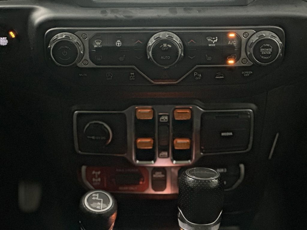 2021 Jeep Gladiator Mojave