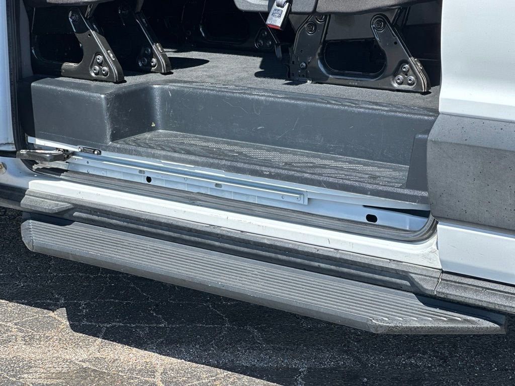 2023 Ford Transit Passenger Wagon XL