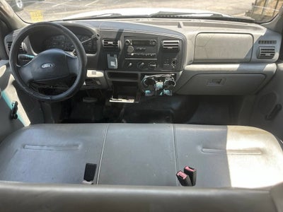 2005 Ford Super Duty F-250 XL