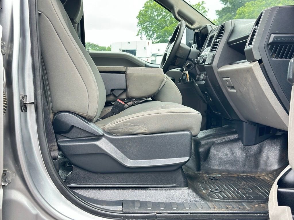 2022 Ford Super Duty F-250 SRW XL