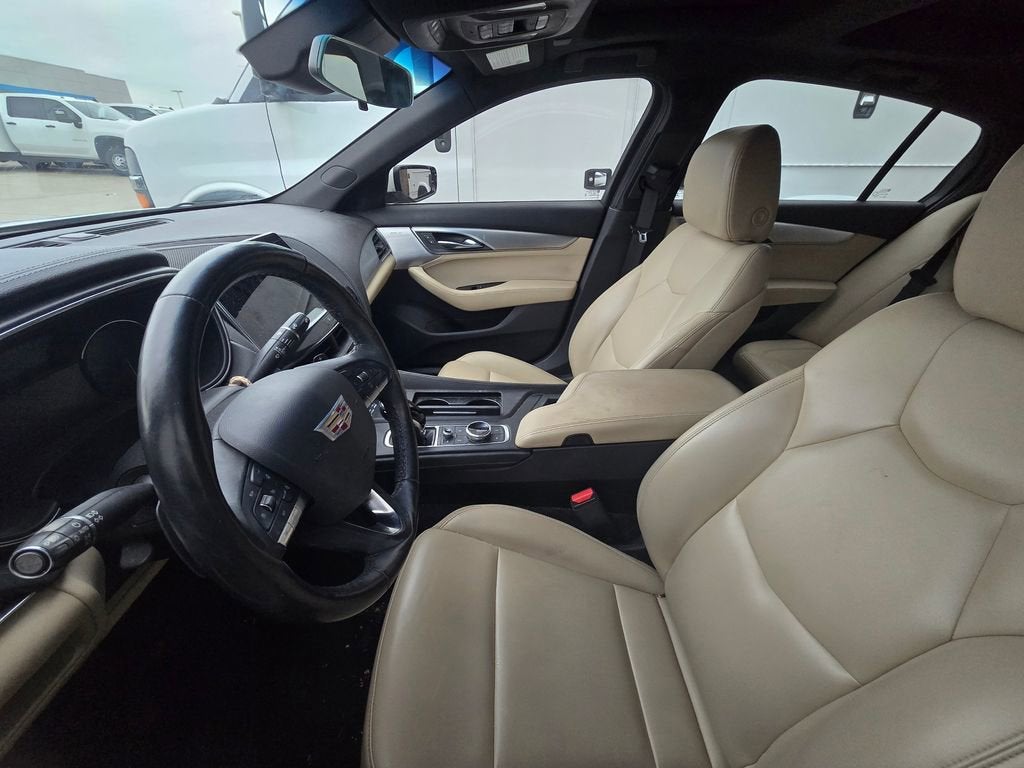 2023 Cadillac CT5 Luxury