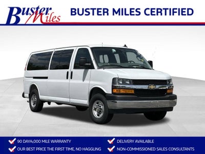 2025 Chevrolet Express Passenger 1LT