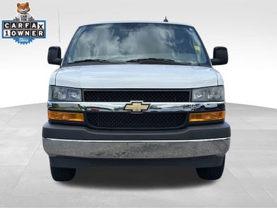 2024 Chevrolet Express Passenger 3500 1LT