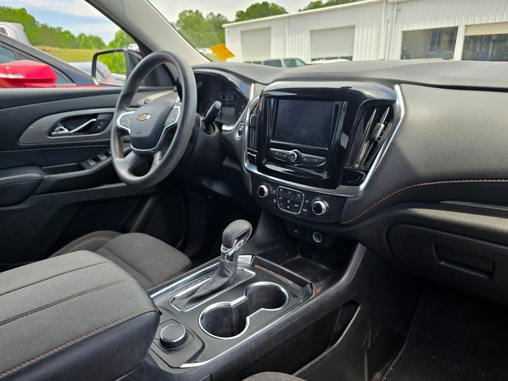 2021 Chevrolet Traverse LS