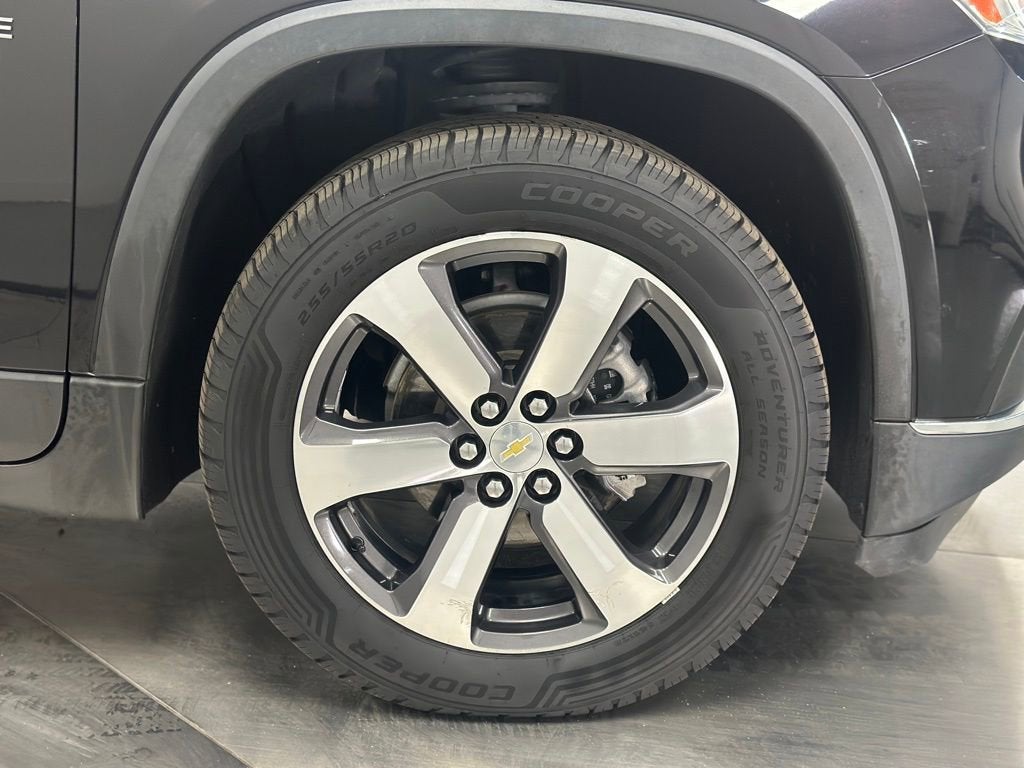 2021 Chevrolet Traverse LT Leather