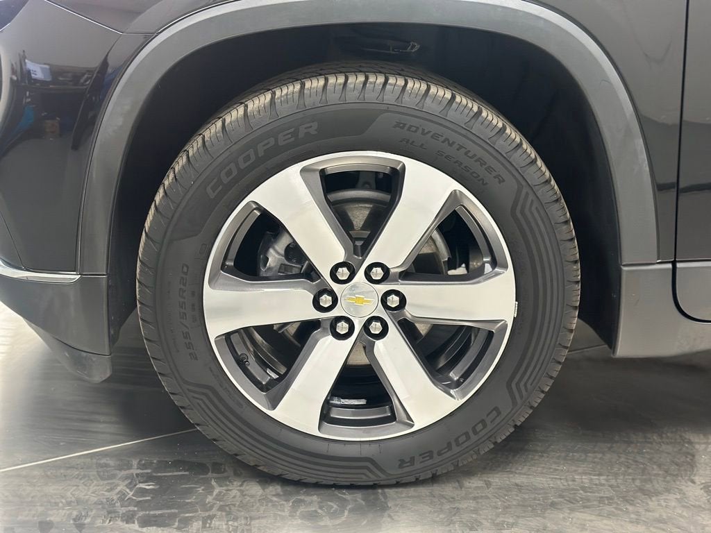 2021 Chevrolet Traverse LT Leather