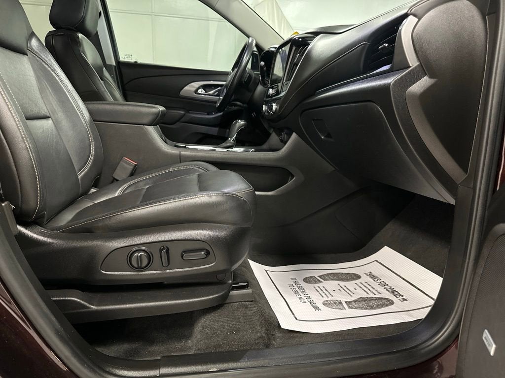 2020 Chevrolet Traverse LT Leather