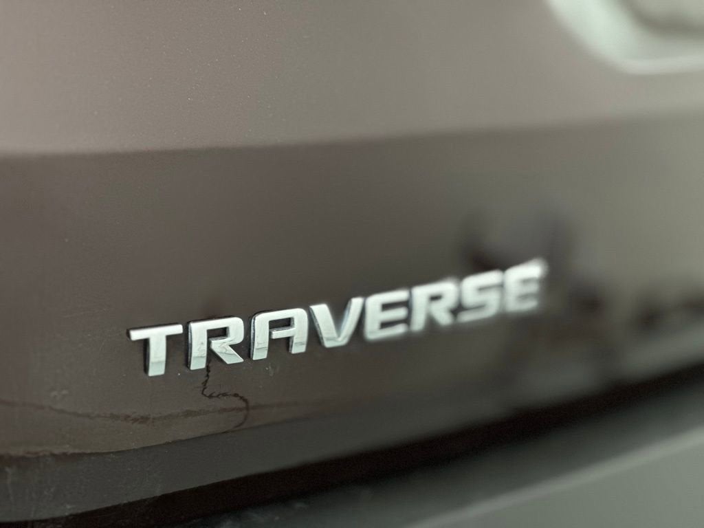 2020 Chevrolet Traverse LT Leather