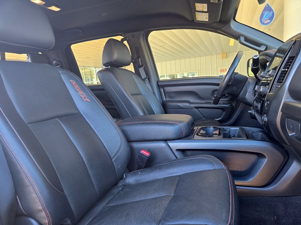 2021 Nissan TITAN Crew Cab PRO-4X 4x4