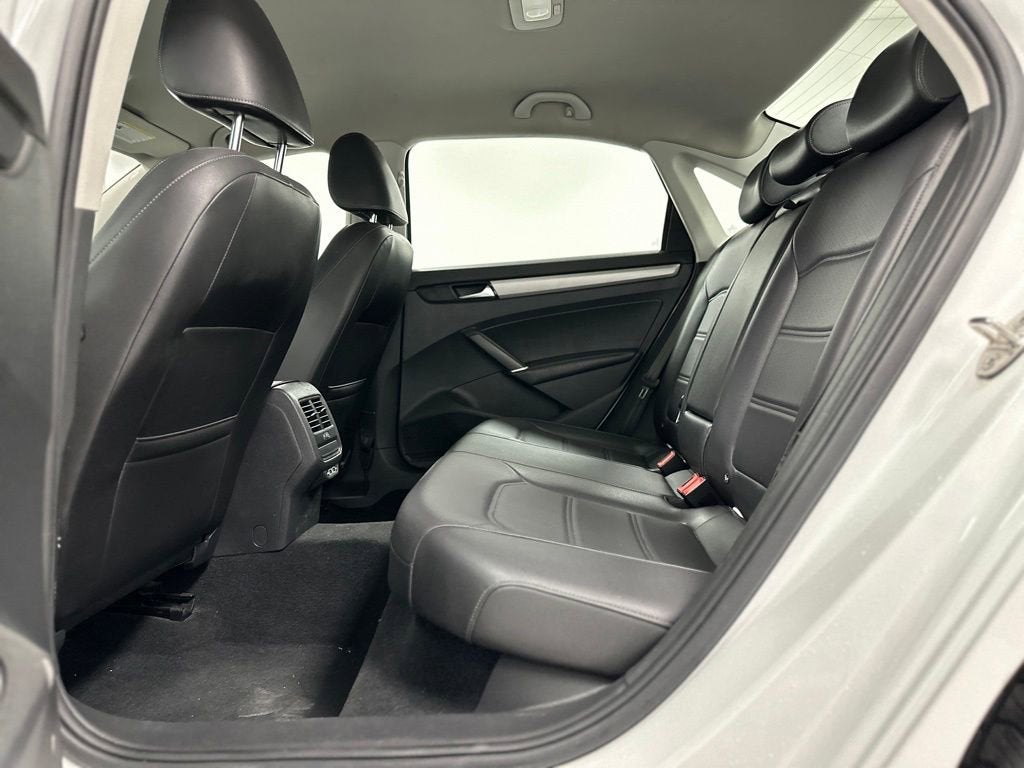 2020 Volkswagen Passat 2.0T SE