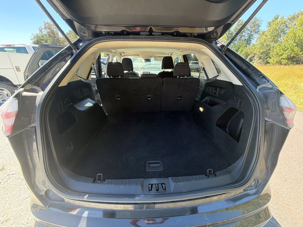 2022 Ford Edge SE