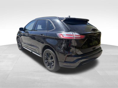 2022 Ford Edge SE
