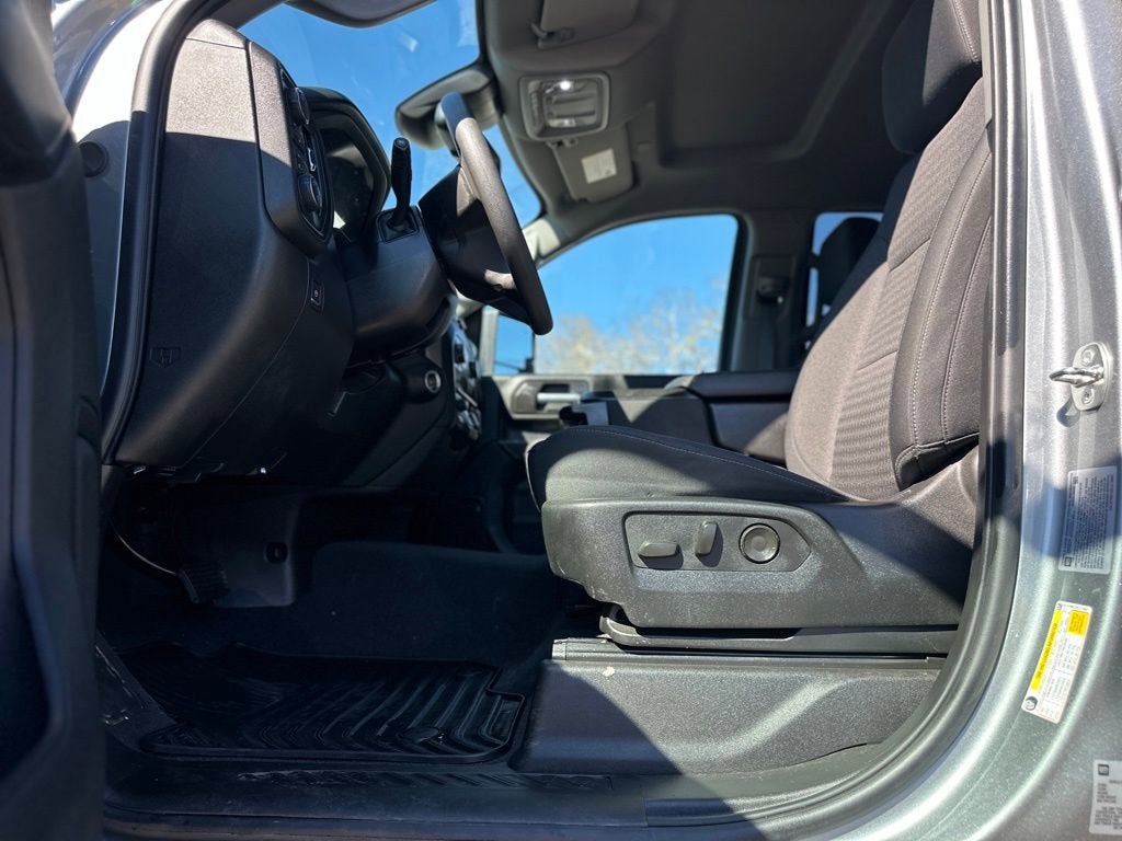 2024 Chevrolet Silverado 2500 HD Custom