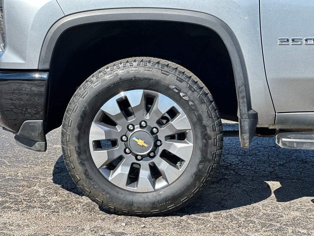 2024 Chevrolet Silverado 2500 HD Custom