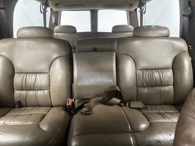 1999 Chevrolet Suburban Base