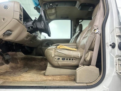 1999 Chevrolet Suburban Base
