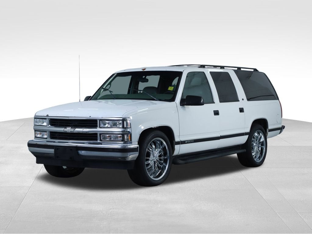 1999 Chevrolet Suburban Base