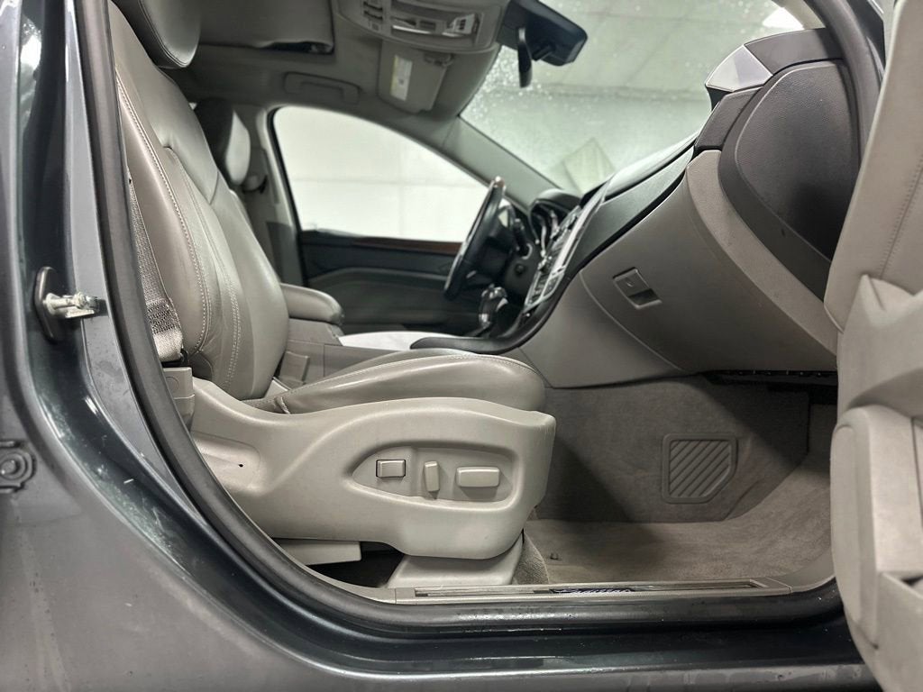 2011 Cadillac SRX Luxury Collection