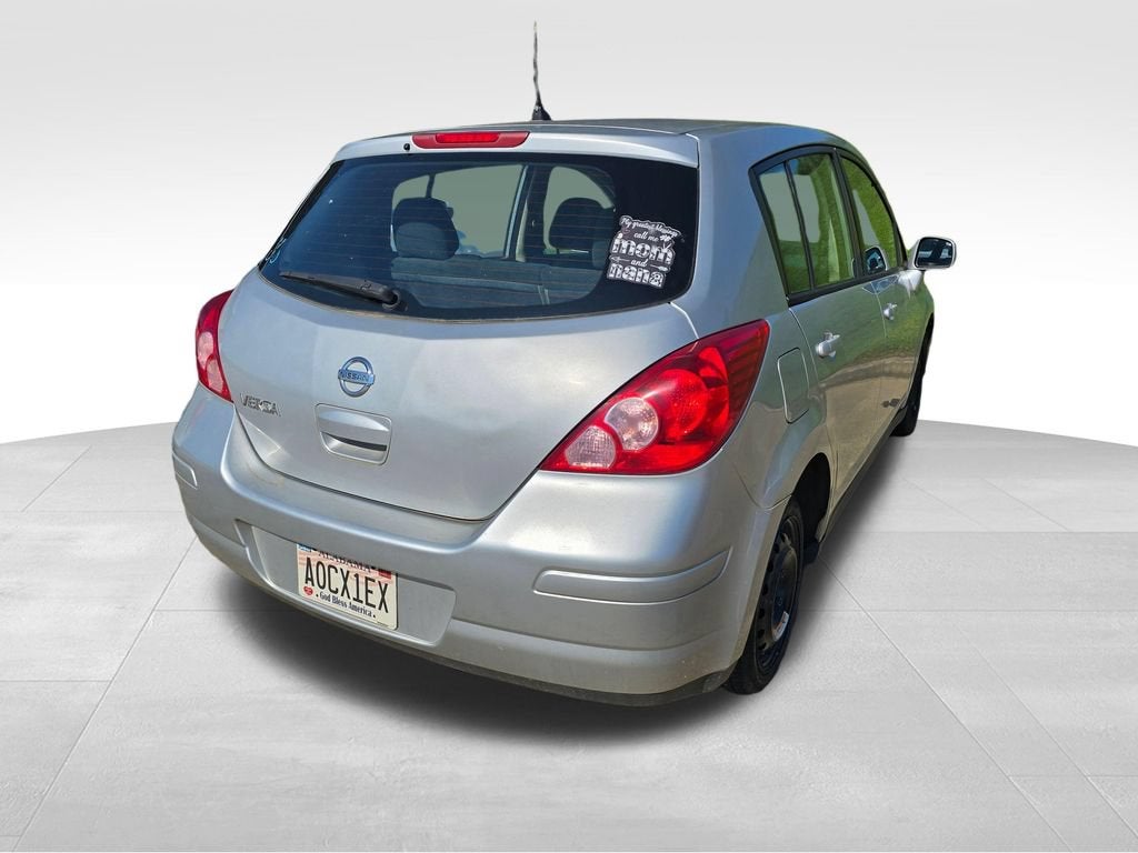 2011 Nissan Versa 1.8S