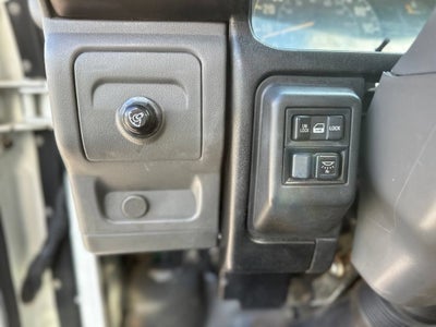 2004 Isuzu W3S042 NPR GAS REG Base