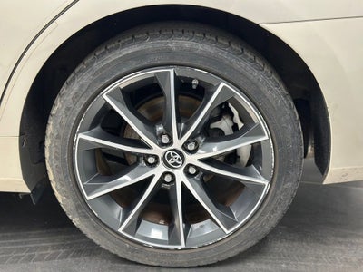 2016 Toyota Camry XSE