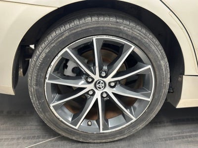 2016 Toyota Camry XSE