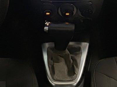 2006 HUMMER H3 Base
