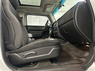 2006 HUMMER H3 Base