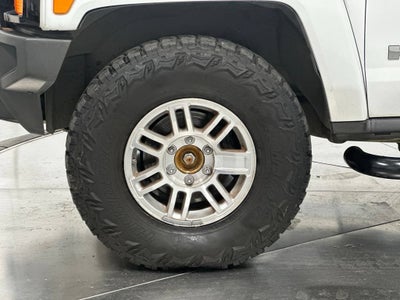 2006 HUMMER H3 Base