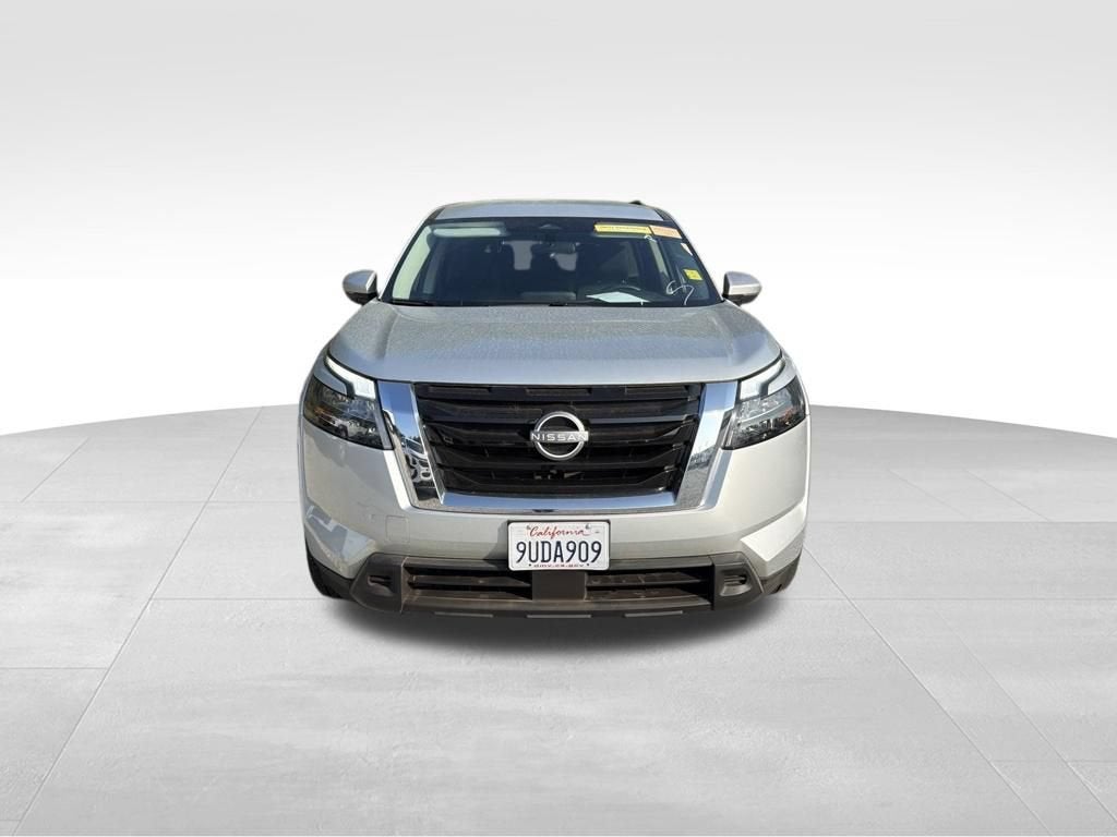 2025 Nissan Pathfinder SV FWD