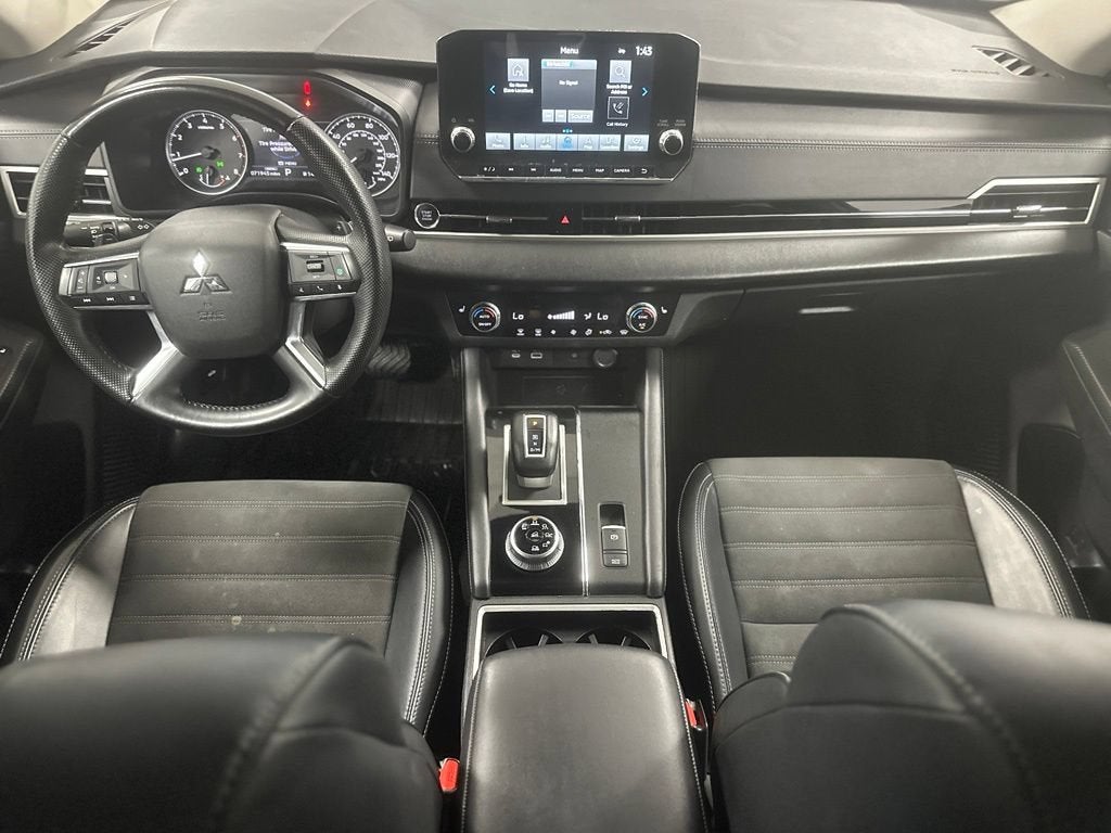 2024 Mitsubishi Outlander SE