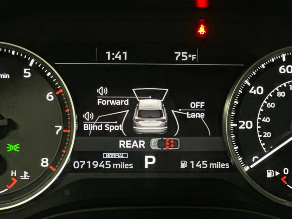2024 Mitsubishi Outlander SE