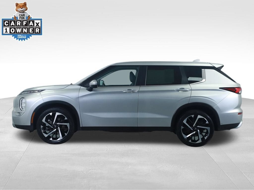 2024 Mitsubishi Outlander SE