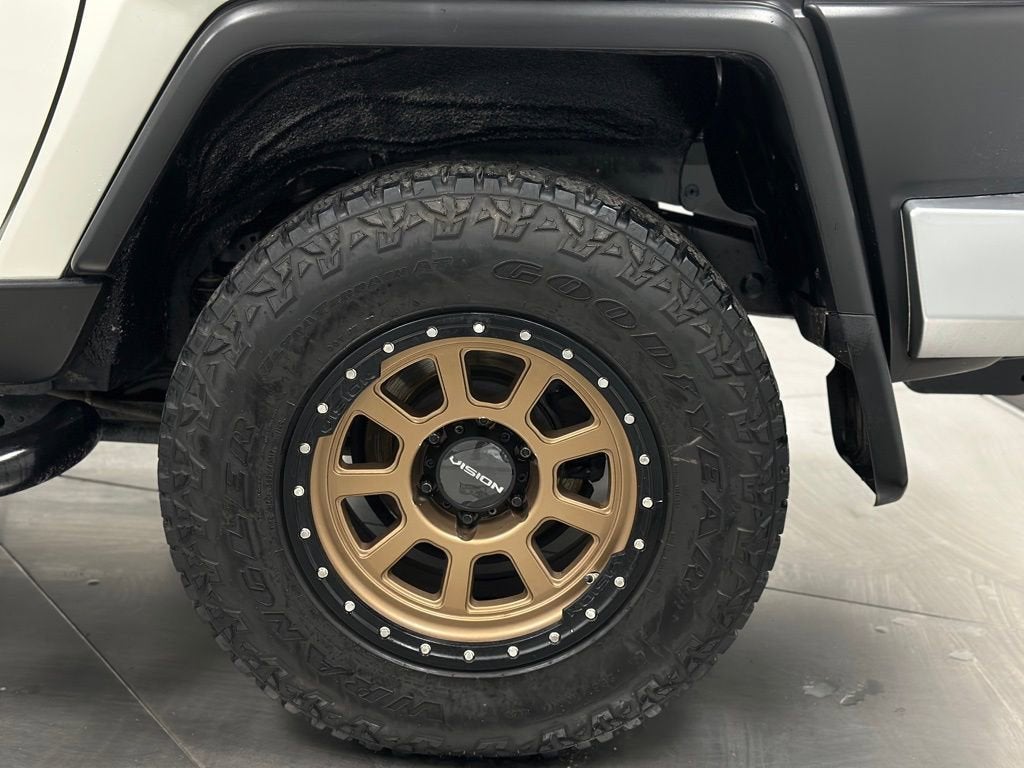 2013 Toyota FJ Cruiser Base
