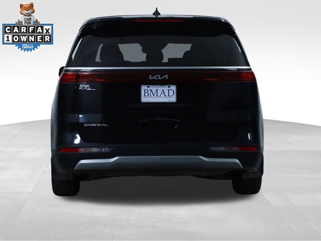 2024 Kia Carnival LX