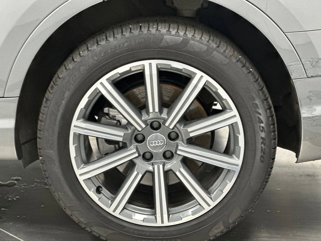 2017 Audi Q7 Premium Plus