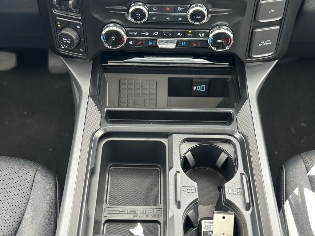 2026 Ford Super Duty F-250® Lariat®