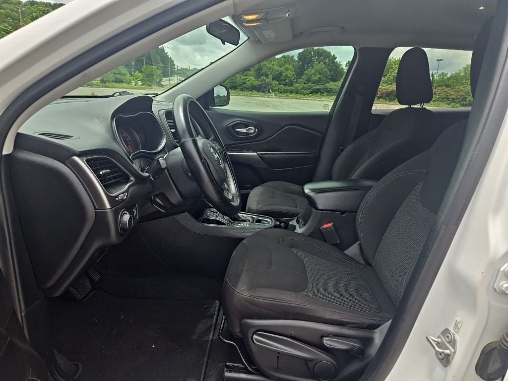 2020 Jeep Cherokee Latitude