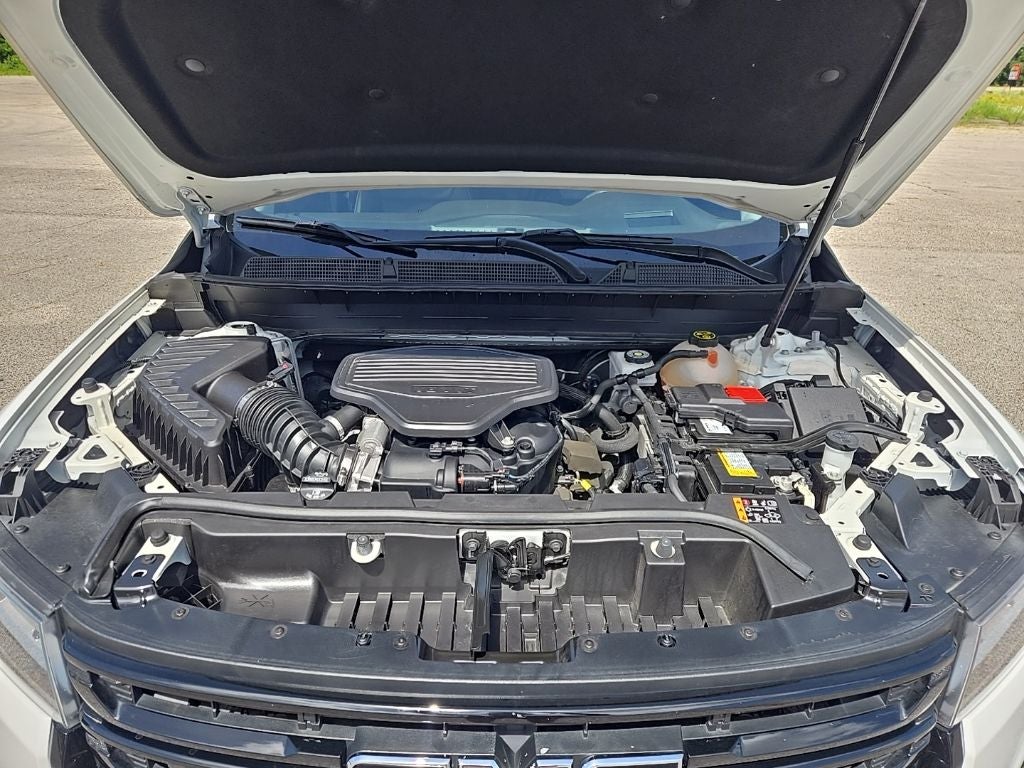 2022 GMC Acadia SLT