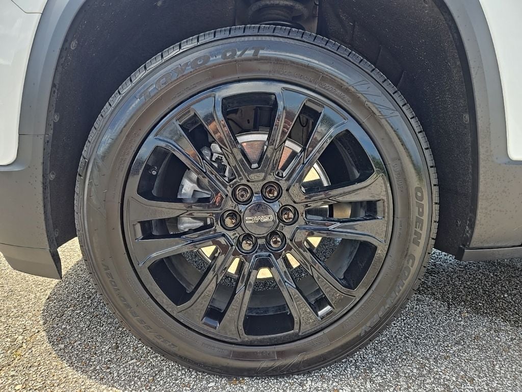 2022 GMC Acadia SLT