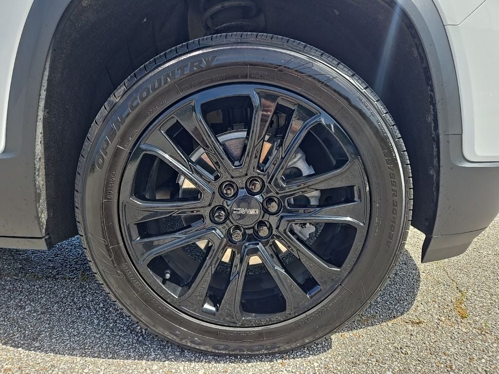2022 GMC Acadia SLT