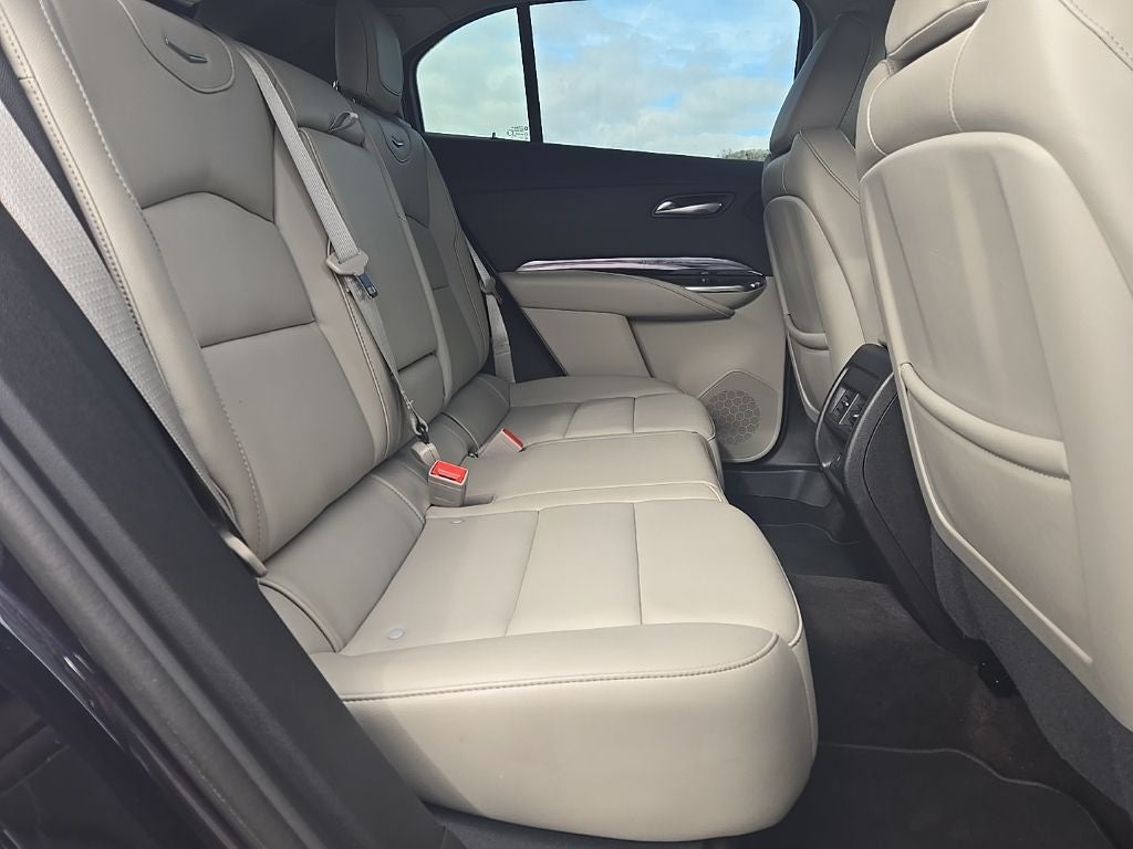 2023 Cadillac XT4 Luxury