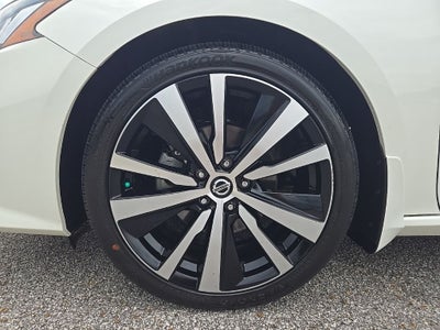 2020 Nissan Altima 2.5 SR