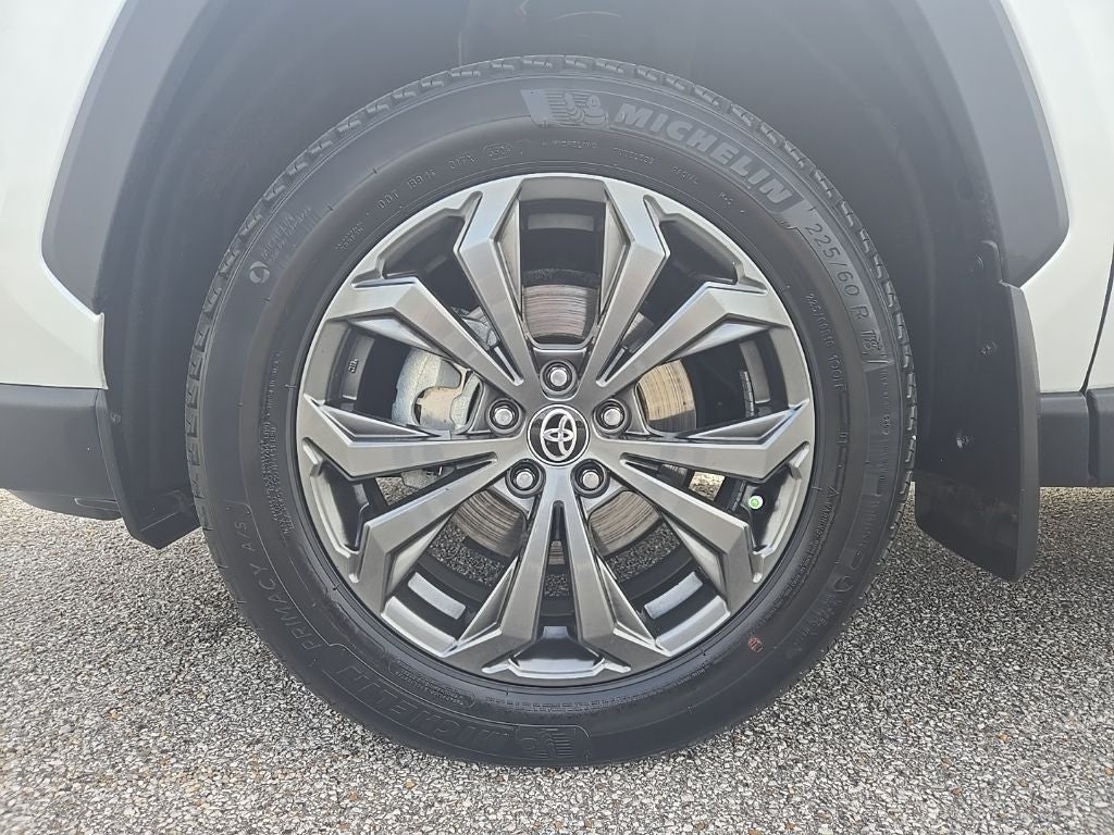 2024 Toyota RAV4 Hybrid XLE Premium