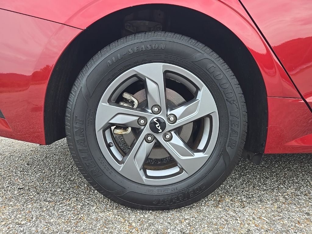 2023 Kia K5 LXS