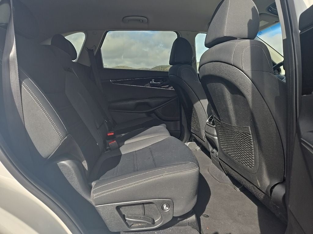 2020 Kia Sorento S