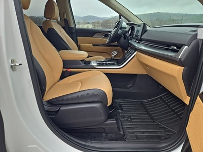 2024 Kia Carnival LX