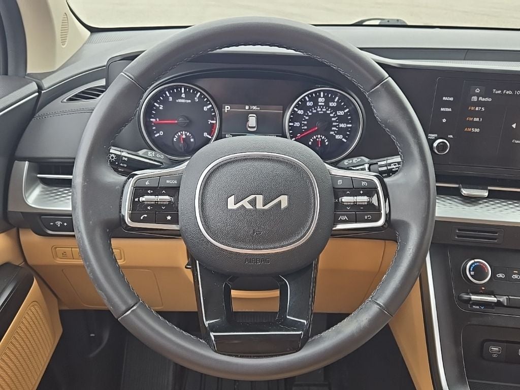 2024 Kia Carnival LX