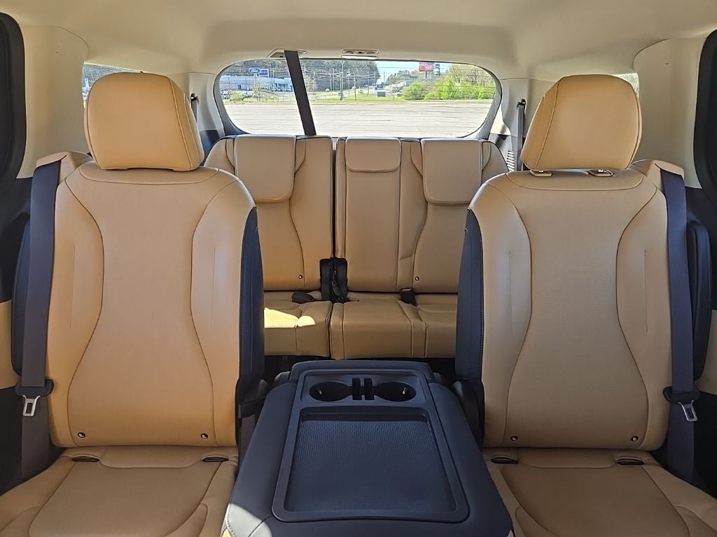 2024 Kia Carnival LX